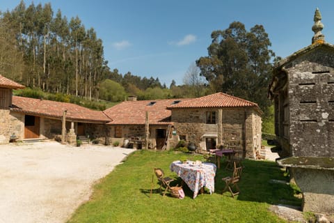 Property building, Facade/entrance, Garden, View (from property/room)