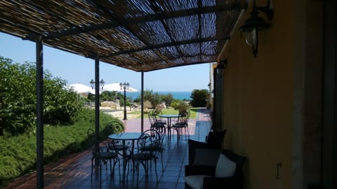 Patio, Day, Natural landscape, View (from property/room), Balcony/Terrace, Sea view