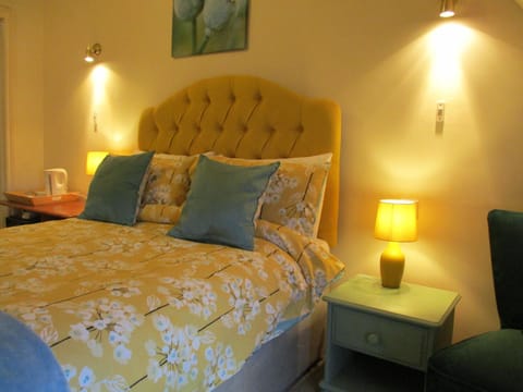 Cranborne Guest Accommodation Exclusively for Adults Bed and Breakfast in Torquay