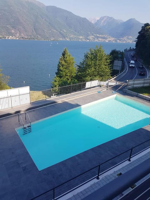 Lake view, Pool view, Swimming pool