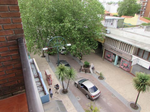 Balcony/Terrace, City view, Street view, Area and facilities, Shopping Area