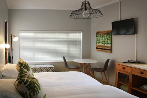 Olive tree private rooms in Stellenbosch- No Load Shedding Condo in Stellenbosch