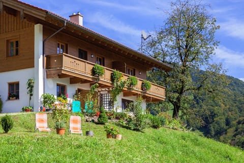 Ferienwohnungen Zweckl Bed and breakfast in Berchtesgadener Land