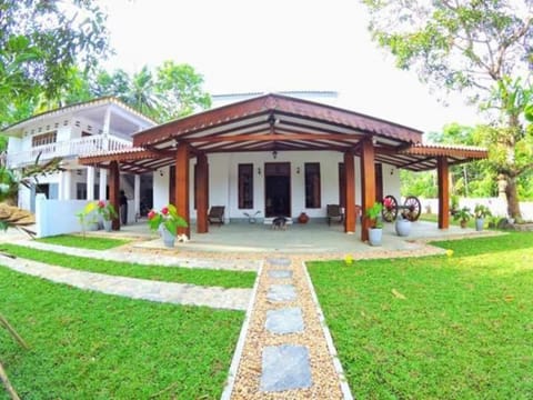 Property building, Garden, Garden view