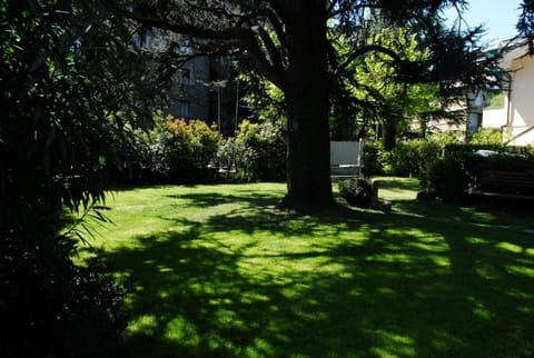 La Villa Del Cedro Maison in Monza