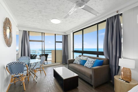 Beachcomber Resort - Official Apartment hotel in Surfers Paradise