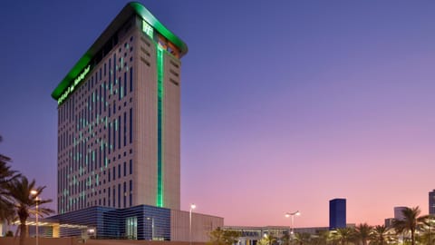 Holiday Inn & Suites - Dubai Festival City Mall, an IHG Hotel Hotel in Al Sharjah