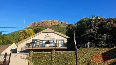 Pumleni Guesthouse Alojamiento y desayuno in Gauteng