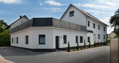 Aparthotel Messe Laatzen Condo in Germany