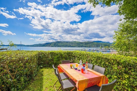 Garden, Lake view, Mountain view