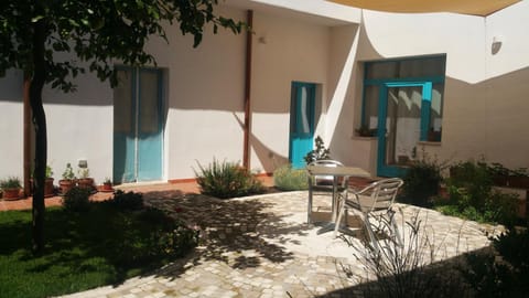 B&b-Le Rondini Bed and Breakfast in Cagliari