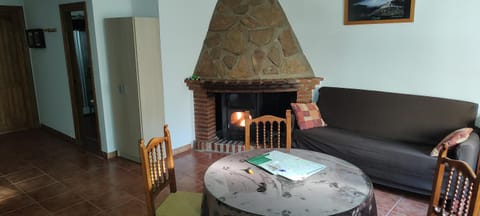 Living room, Dining area, fireplace