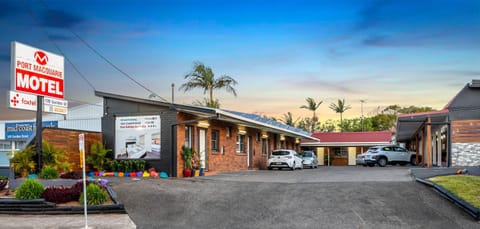 Property building, Facade/entrance, Sunset