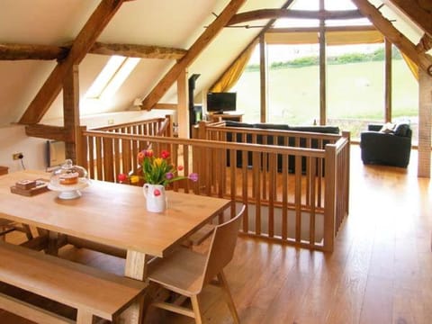 Shepherd's Hut House in Purbeck District