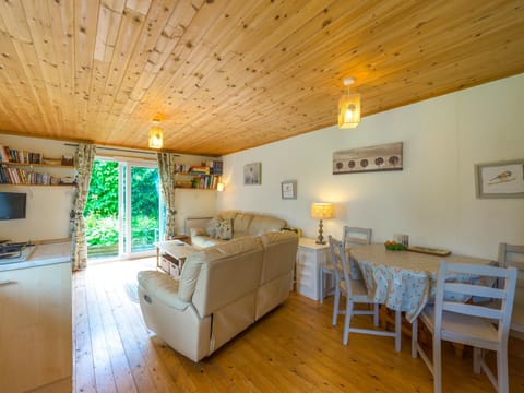 The Log Cabin House in Wales