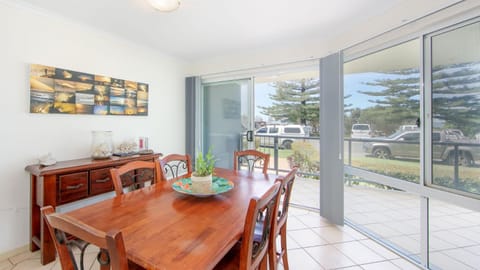 Blue Pacific 1 Apartment in Yamba