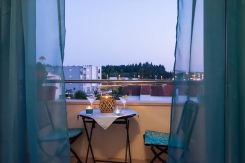 Balcony/Terrace, City view