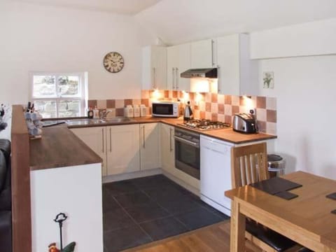 Curlew Cottage House in Staffordshire Moorlands District