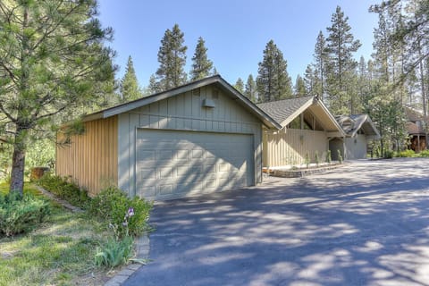 2 Pioneer Casa in Sunriver