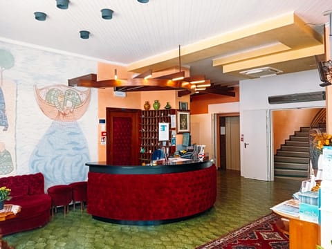 Lobby or reception, Seating area