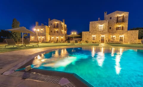 Property building, Night, Pool view, Swimming pool, sunbed