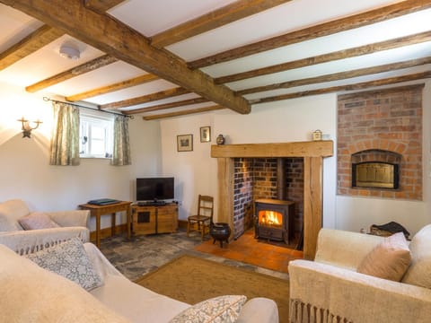 Stone House House in Malvern Hills District