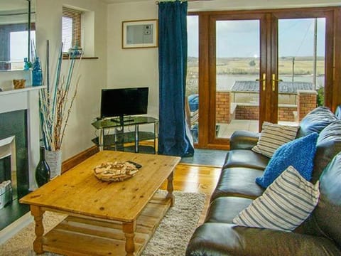 Crud yr Awel Apartamento in Llanddaniel Fab