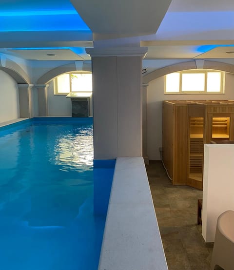 Spa and wellness centre/facilities, Swimming pool