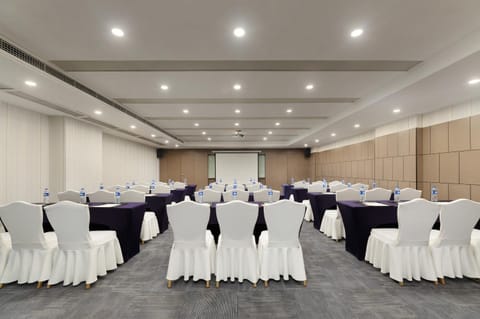 Meeting/conference room