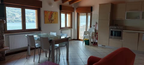 holiday on the island Apartment in Sulzano