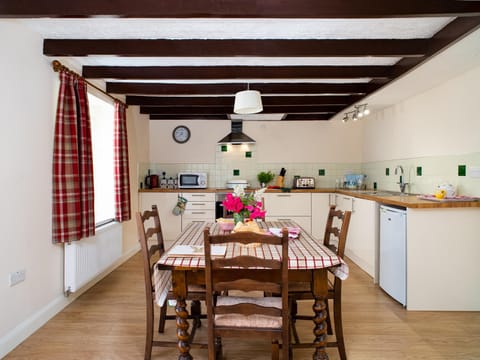 3 Horse Pool Road House in Laugharne