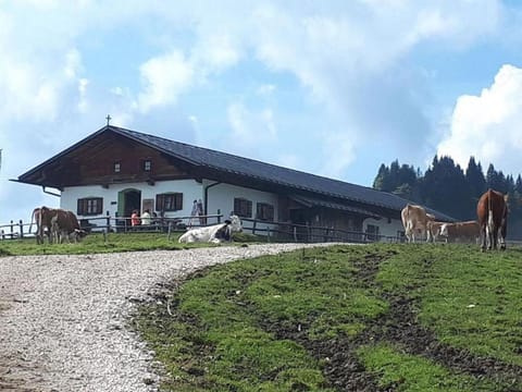 Ferienwohnung Kreuz Apartment in Grassau