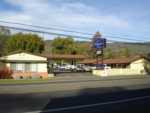 Lakeview Inn Motel in Lucerne