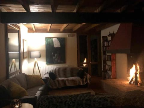 Masía Can Jou Country House in Garrotxa