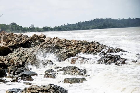 Neighbourhood, Natural landscape, Fishing, Beach