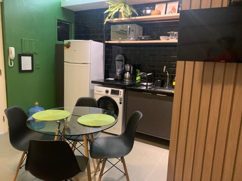 Apartamento Studio na Beira Mar de Pajuçara - todo reformado Condominio in Maceió