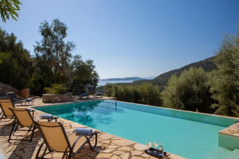 Villa Cristina - Charming Villa with Stone and Wood Elements in Sivota Bay Villa in Lefkada, Lefkada Municipality, Greece