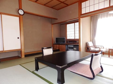 Itoen Hotel Toi Ryokan in Shizuoka Prefecture