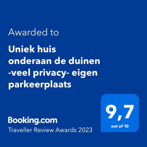 Uniek huis onderaan de duinen -veel privacy- eigen parkeerplaats House in Domburg
