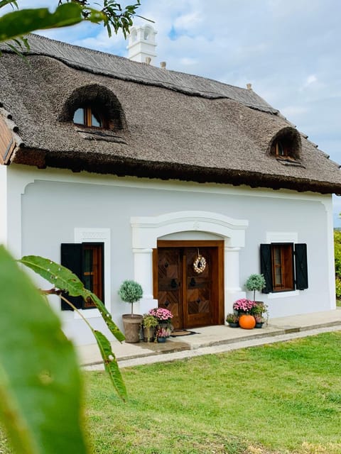 Kál Kőve Vendégház és Bortéka Haus in Hungary