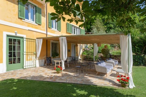 Villa Borgovecchio B&B Alojamiento y desayuno in Camaiore