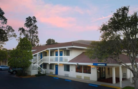 Motel 6-San Luis Obispo, CA - South Hotel in San Luis Obispo
