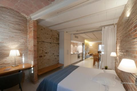 Onyar apartments Rambla de la llibertat 27 Condo in Girona