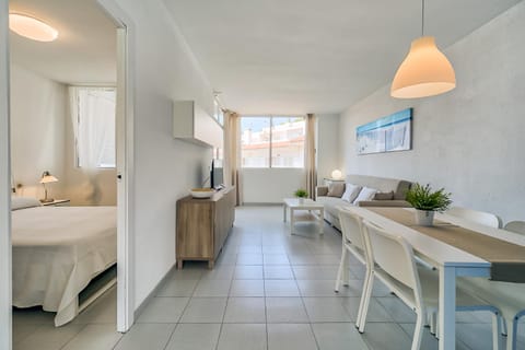 Hauzify I Apartaments Sot del Morer Condo in Maresme