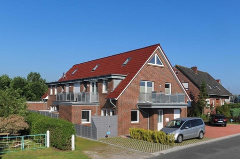 Property building, Day, Neighbourhood, Street view, Parking