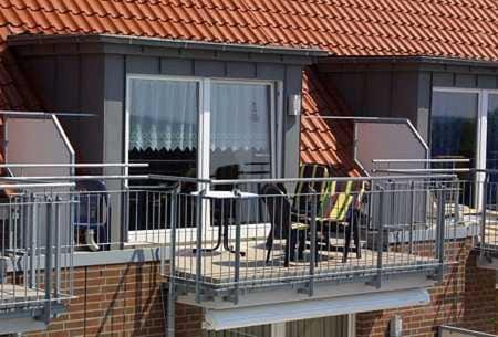 Property building, View (from property/room), Balcony/Terrace