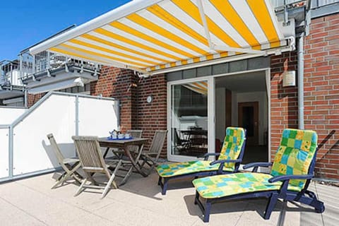 Patio, Spring, View (from property/room), Balcony/Terrace, Dining area