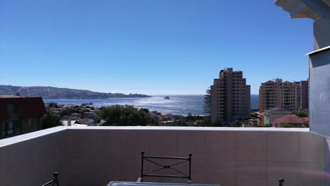 CasaMatta Bed and Breakfast in Valparaiso