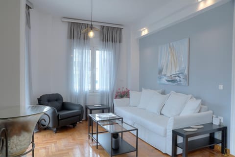 Apartment in Glyfada Center Eigentumswohnung in South Athens