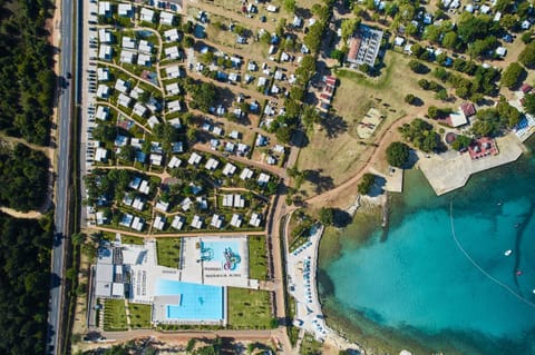 Beach, Swimming pool